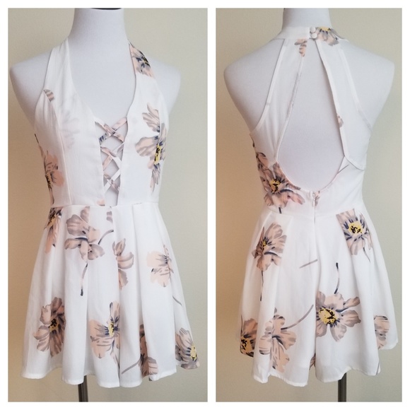 Ivory floral cage chest romper - Picture 4 of 4